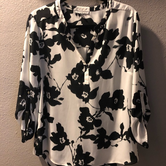 Daniel Rainn Tops - Daniel Rainn blouse
